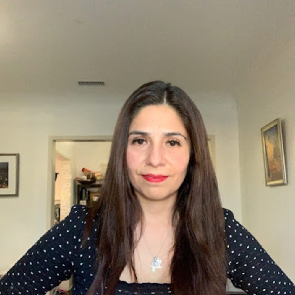 Meet your Posher, Monica